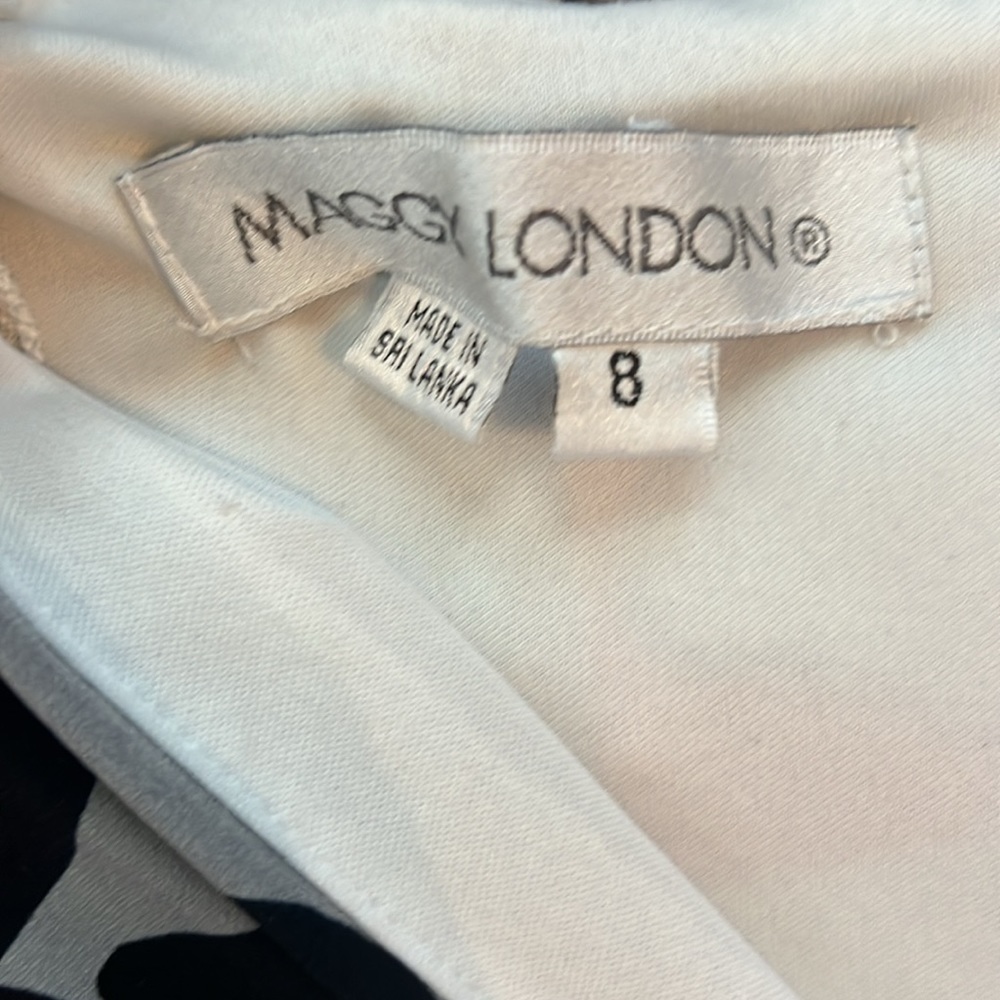 Maggy London Dress Size 8 - Picture 2 of 4